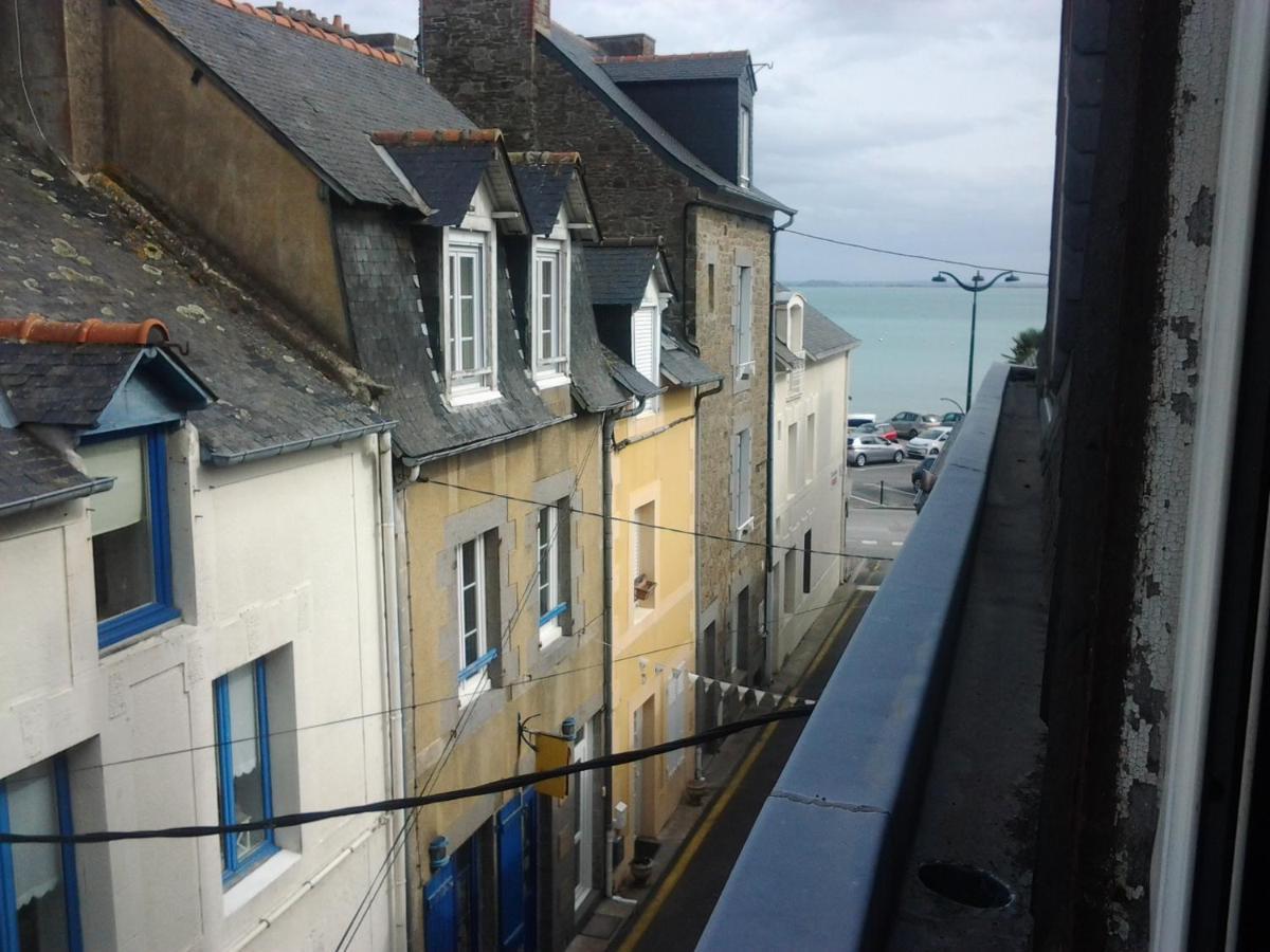 Appartement Rue Georges V - Port de la Houle Cancale Extérieur photo