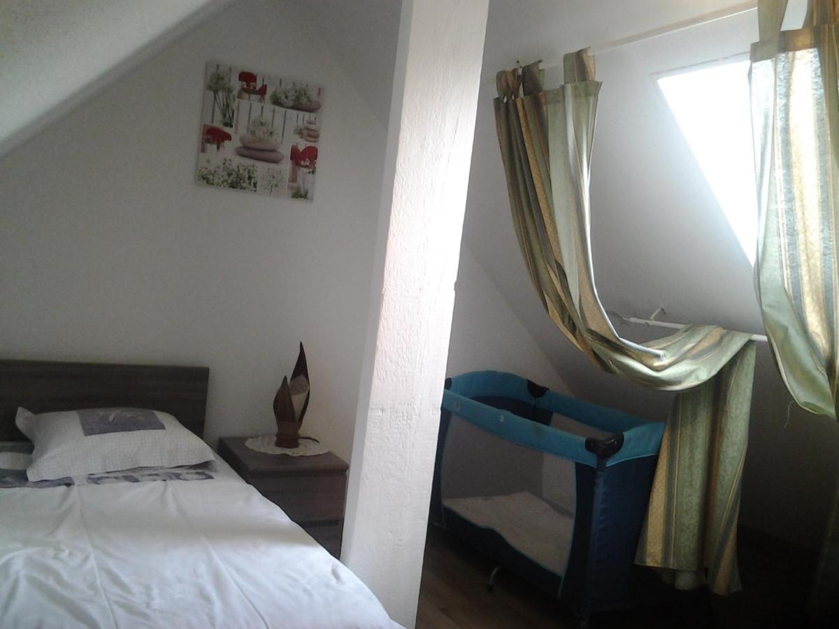 Appartement Rue Georges V - Port de la Houle Cancale Extérieur photo
